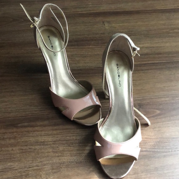 Like new Bandolino size 8.5 - Picture 4 of 11